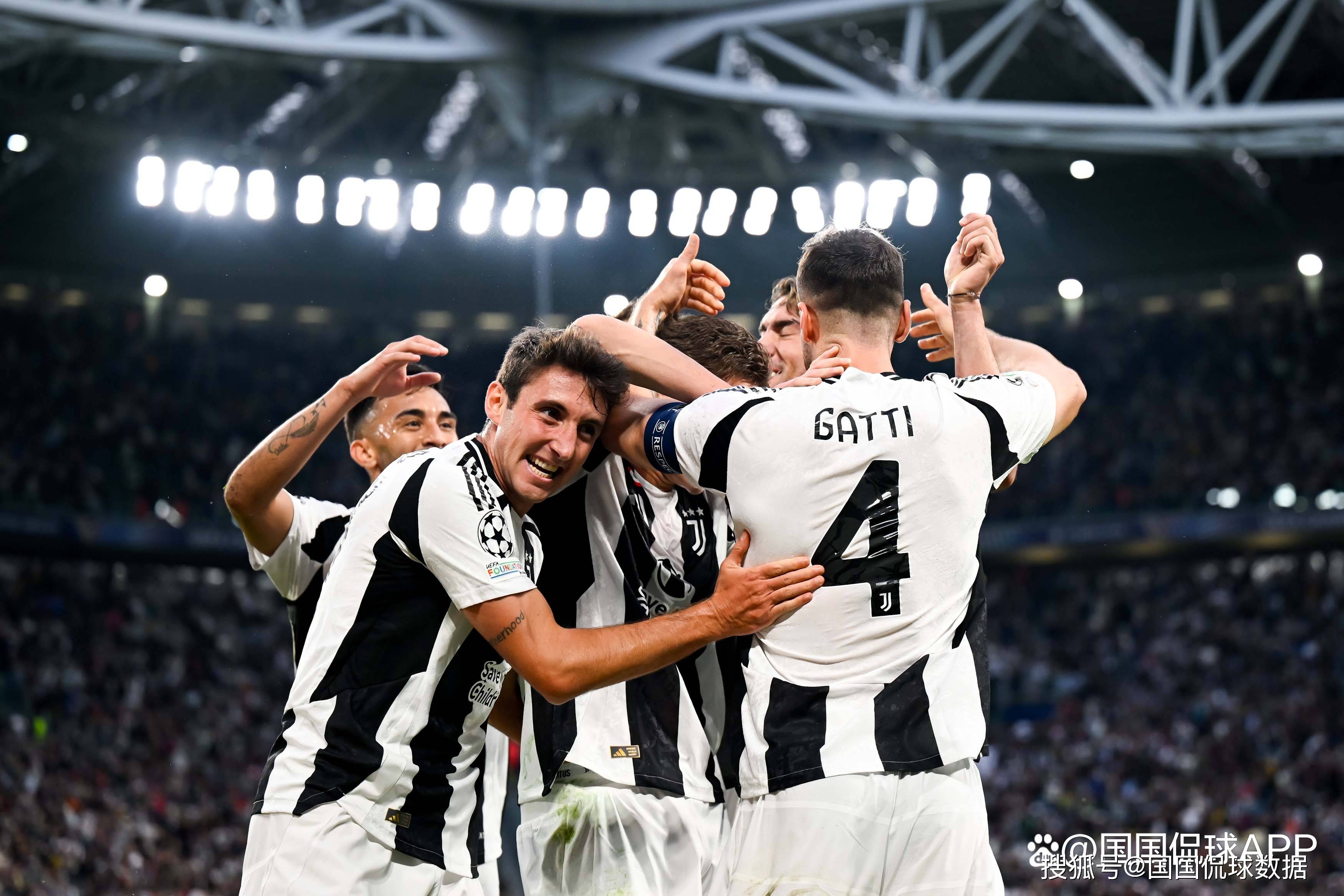 小球质量 小球质量