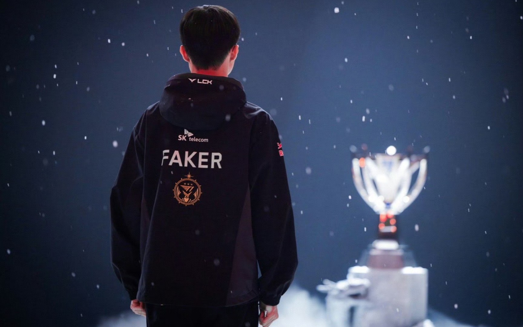 二是对队友 二是对队友