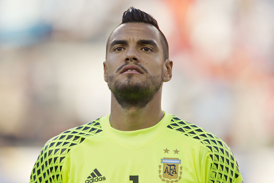 地铁口与广 地铁口与广